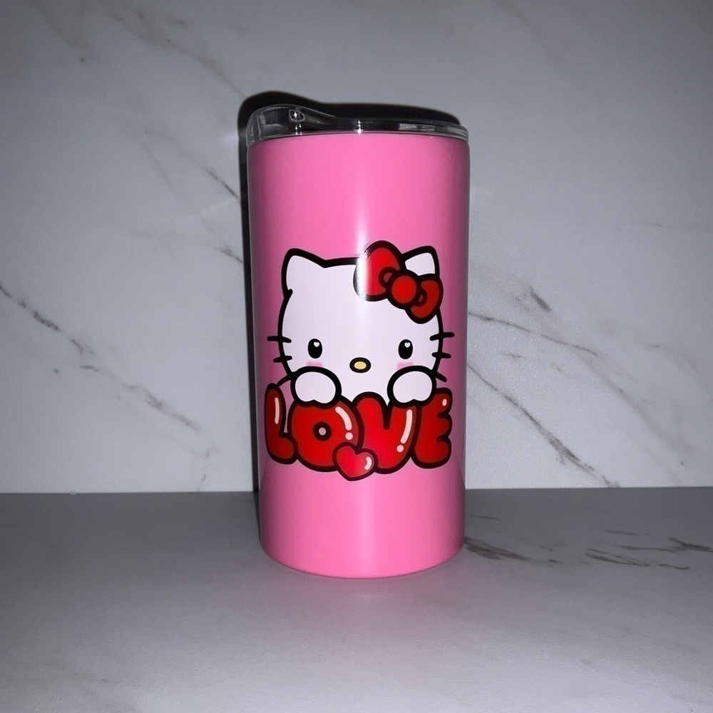 Hello Kitty tumbler with handle